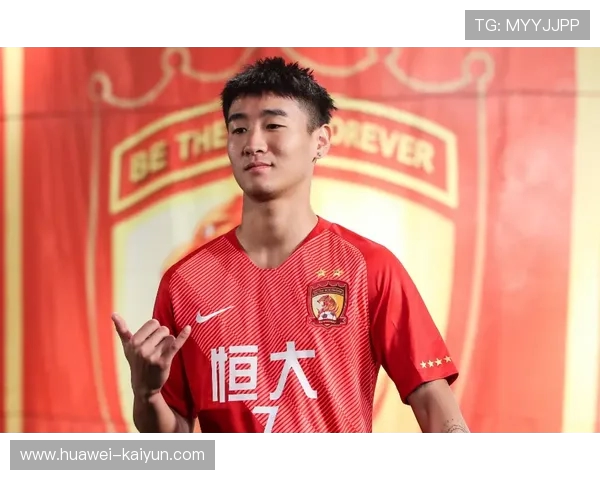李嗣镕留洋三年零球零助攻 回国无人问津：畸形青训模式何时休？